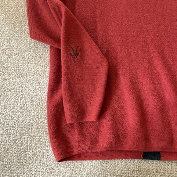 Men’s Ibex Wool Sweater - Size Small - rusty red color - Picture 3 of 8